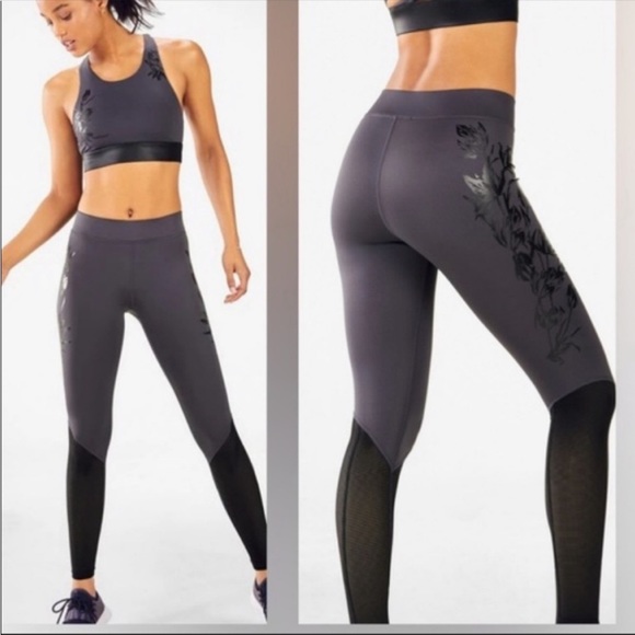 Fabletics Pants - Fabletics High Rise Crop leggings Gray Black M